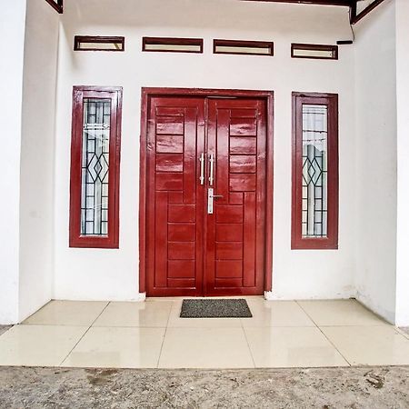 Oyo Life 92034 Jay Homestay Syariah Bandar Lampung Exterior photo